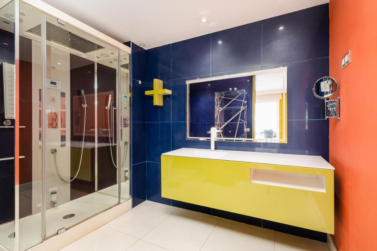 Apartamento Luxury 2 Bedroom In Puerto Banús, Parking&pool *